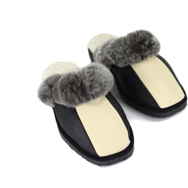 Women’s fur slippers from Kastoria