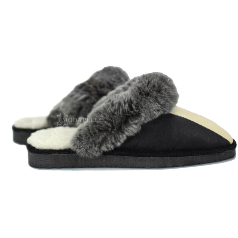 Women’s fur slippers from Kastoria