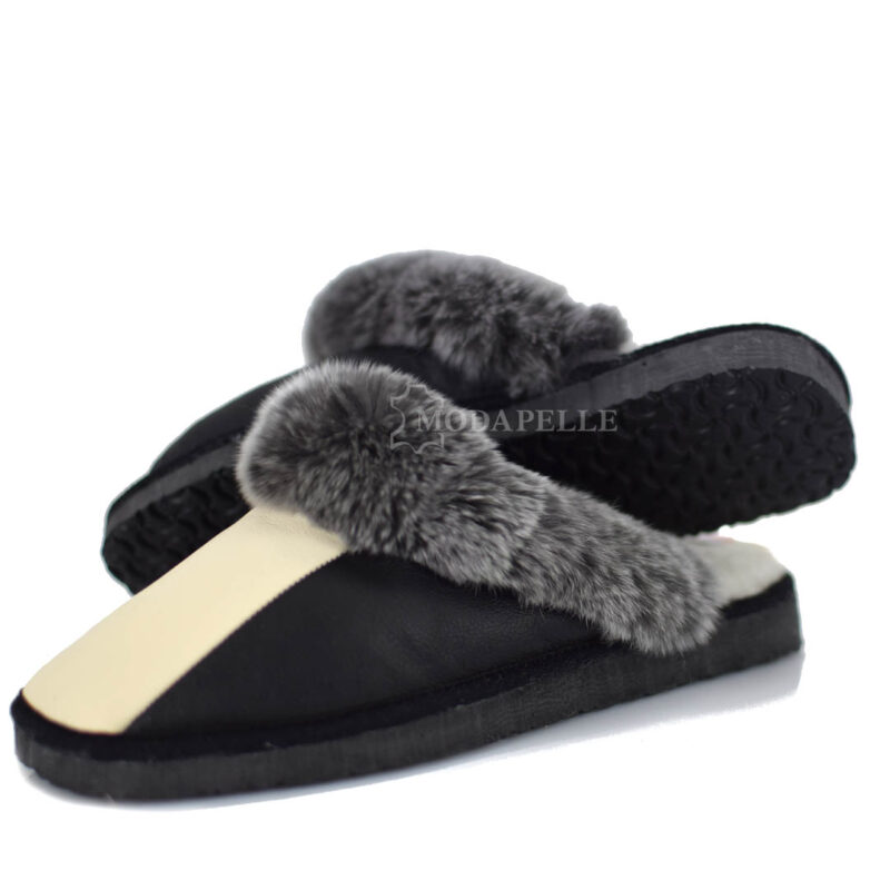 Women’s fur slippers from Kastoria