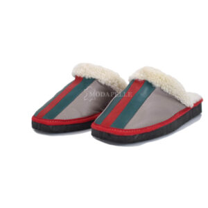 Women’s fur slippers from Kastoria