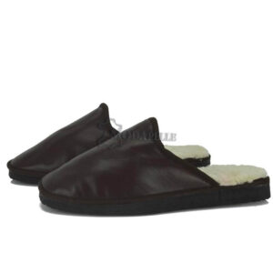 Men’s fur slippers from Kastoria