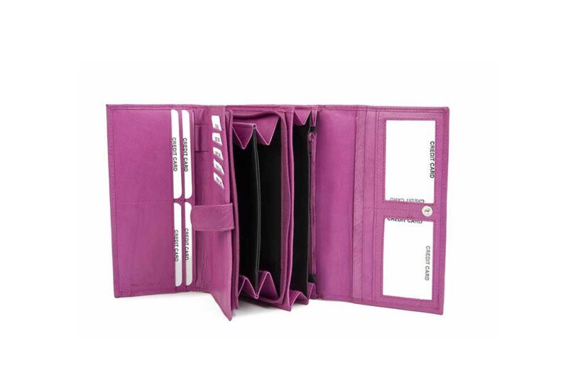 δερμάτινο πορτοφόλι γυναικείο σε ροζ χρώμα