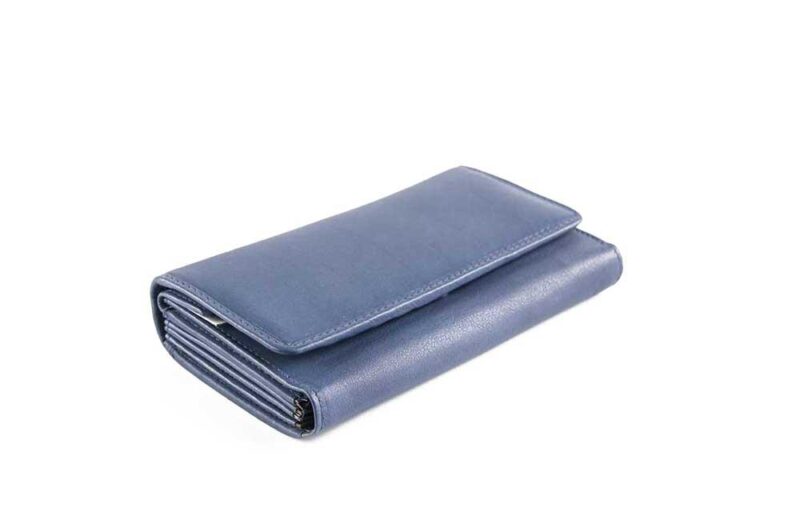 Women’s leather wallet