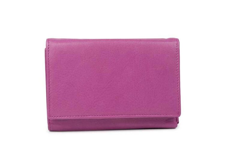 δερμάτινο πορτοφόλι γυναικείο σε ροζ χρώμα