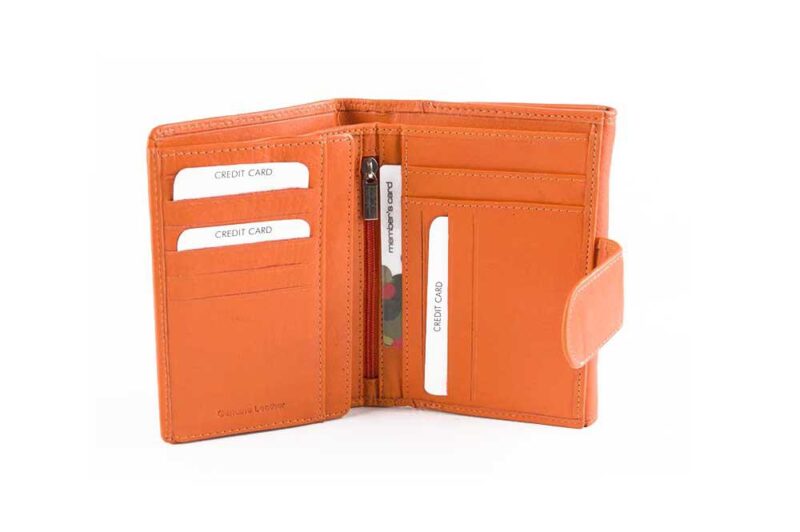Women’s leather wallet