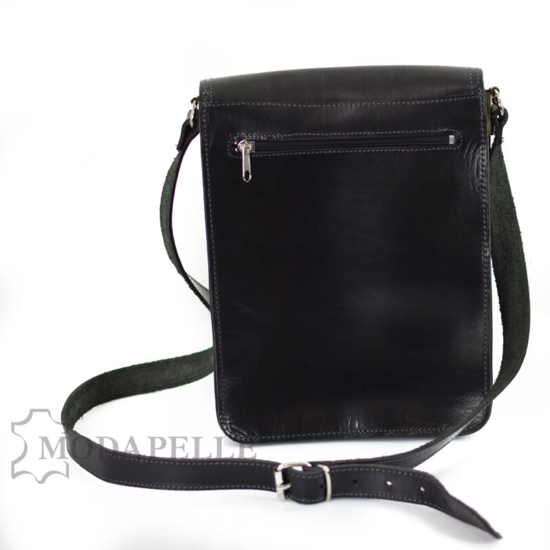 δερμάτινη τσάντα ώμου σε χρώμα μαύρο