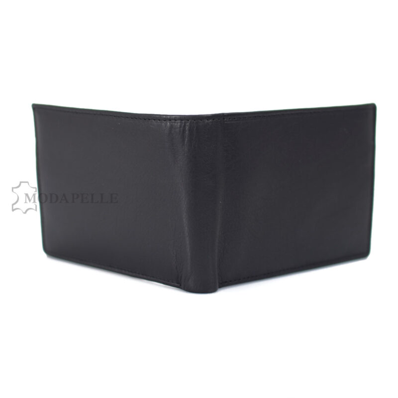 Men’s leather wallet in black colour