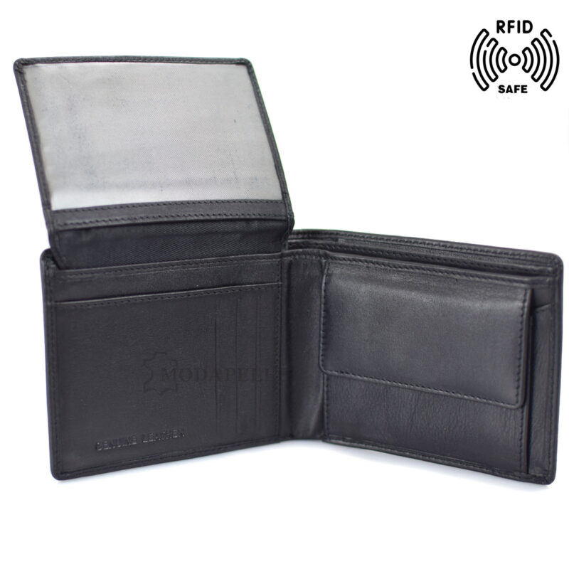 Men’s leather wallet in black colour