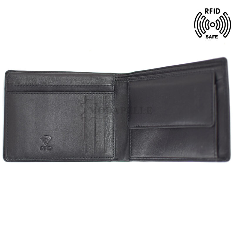 Men’s leather wallet in black colour