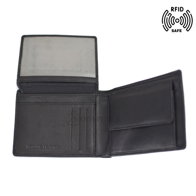 Men’s leather wallet in black colour