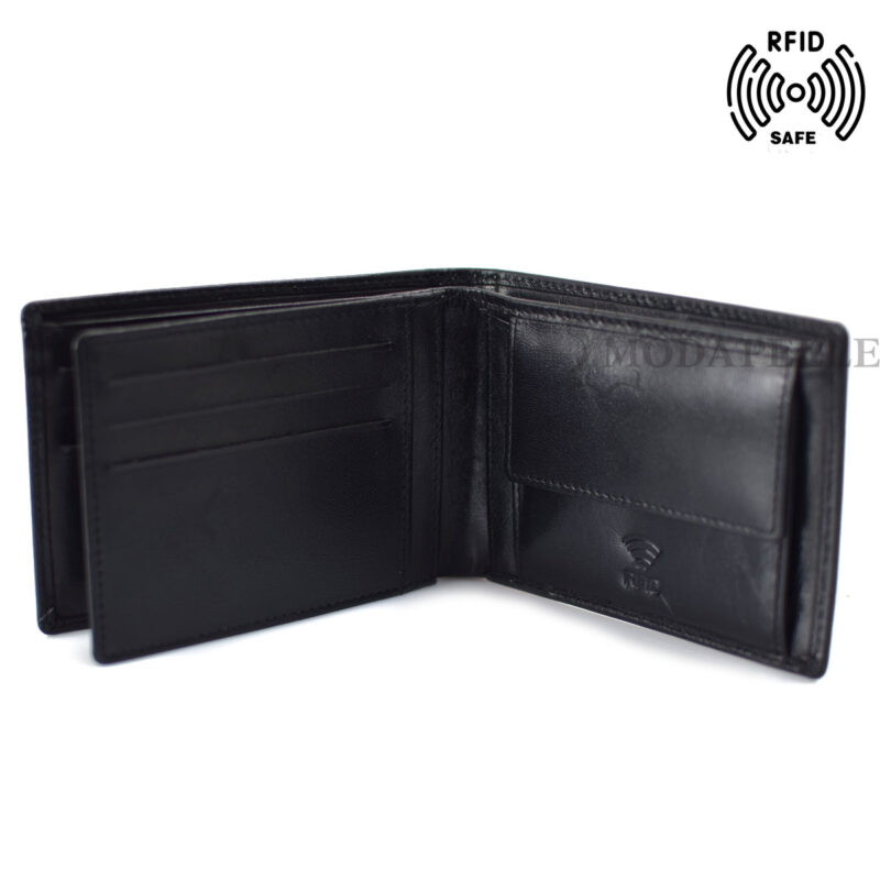 Men’s leather wallet in black colour