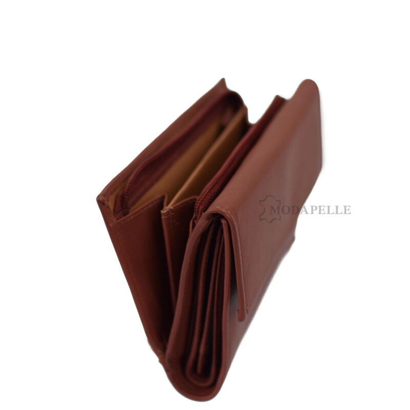 Women’s leather wallet