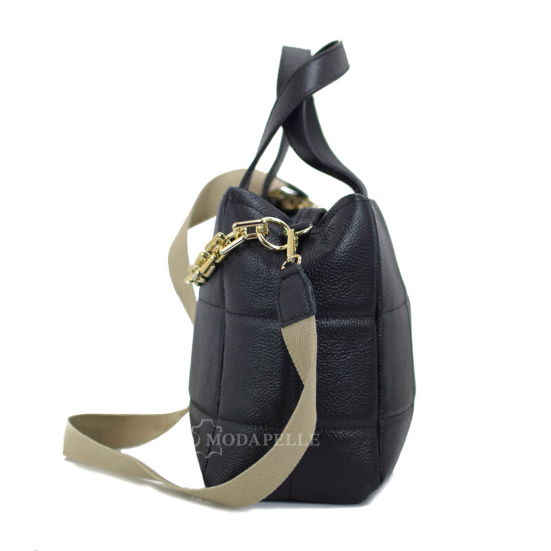 leather shoulder bag in black color - made in Italy