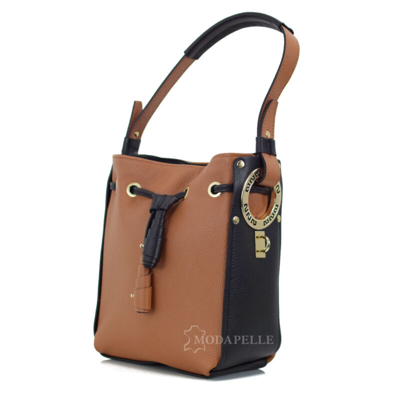 leather shoulder bag in tan color - made in Italy