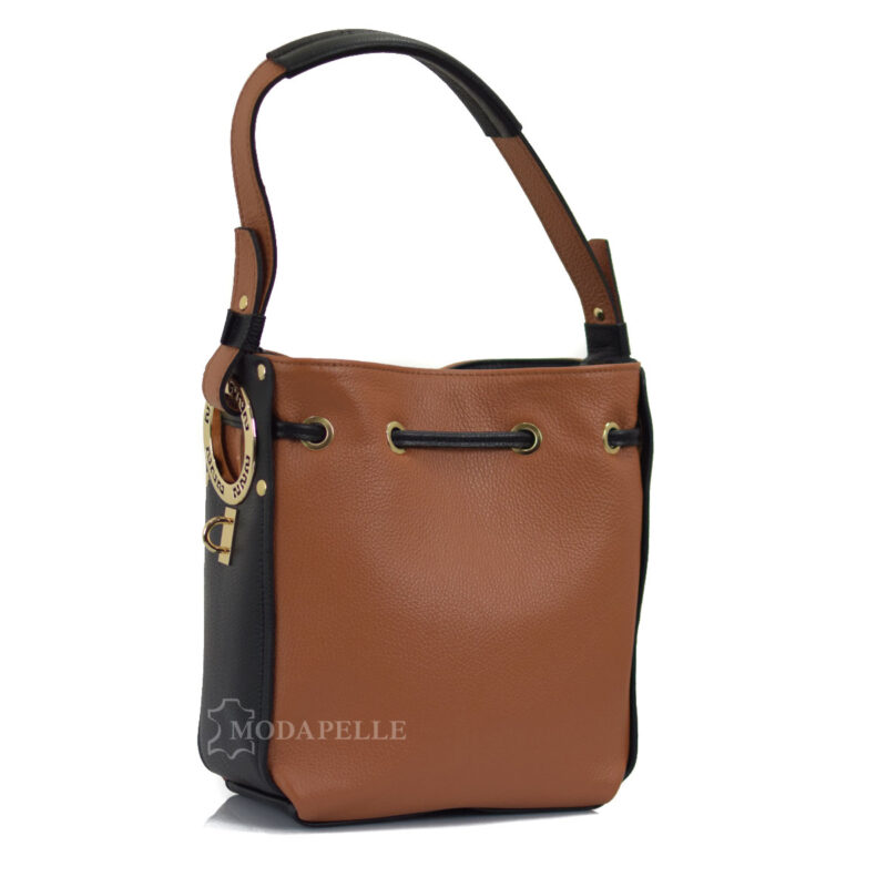 leather shoulder bag in tan color - made in Italy