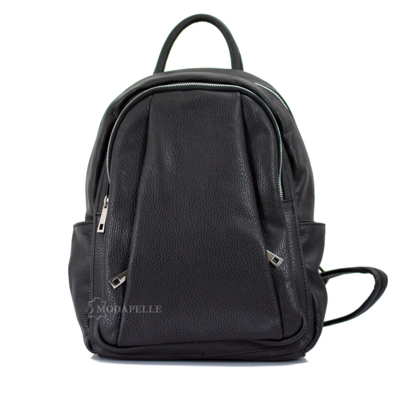 Leather backpack in black color - made in Italy