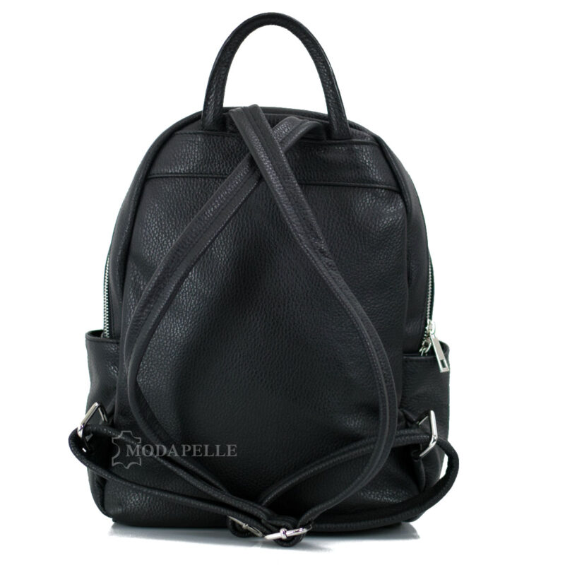 Leather backpack in black color - made in Italy