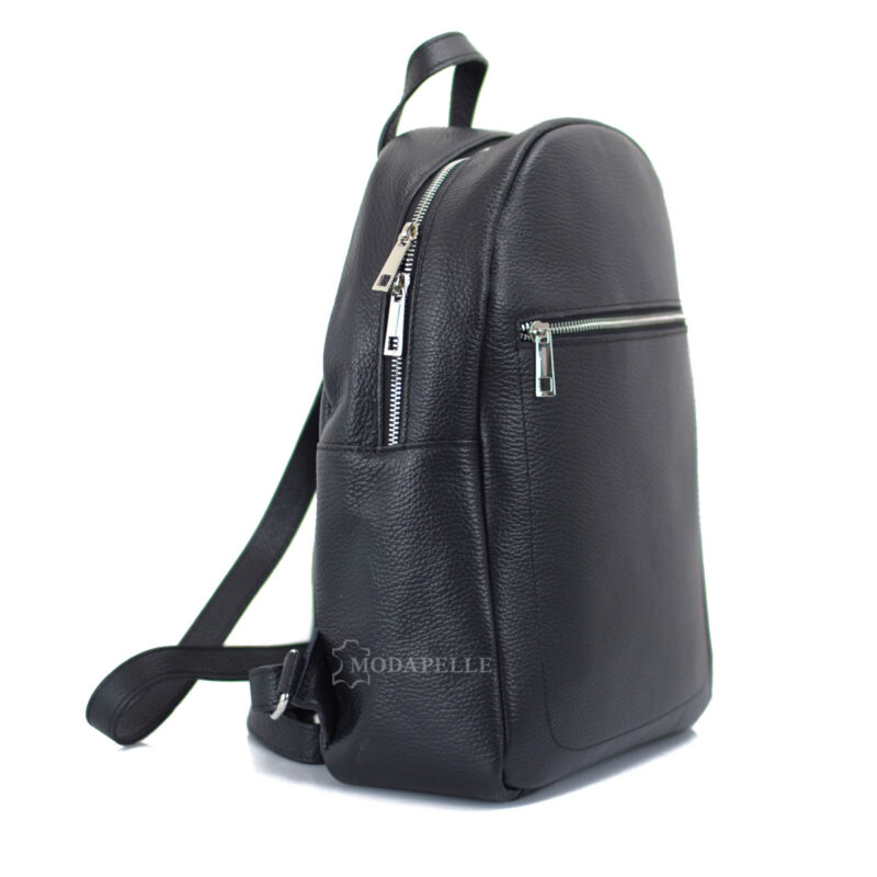 Leather backpack in black color - made in Italy