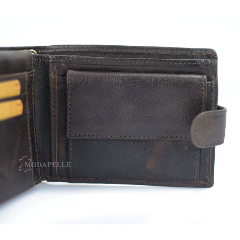 Men's leather wallet with a chain in brown color