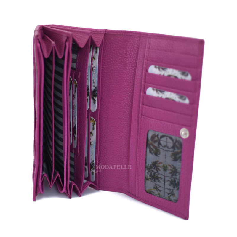 Women's Leather Wallet in fuchsia