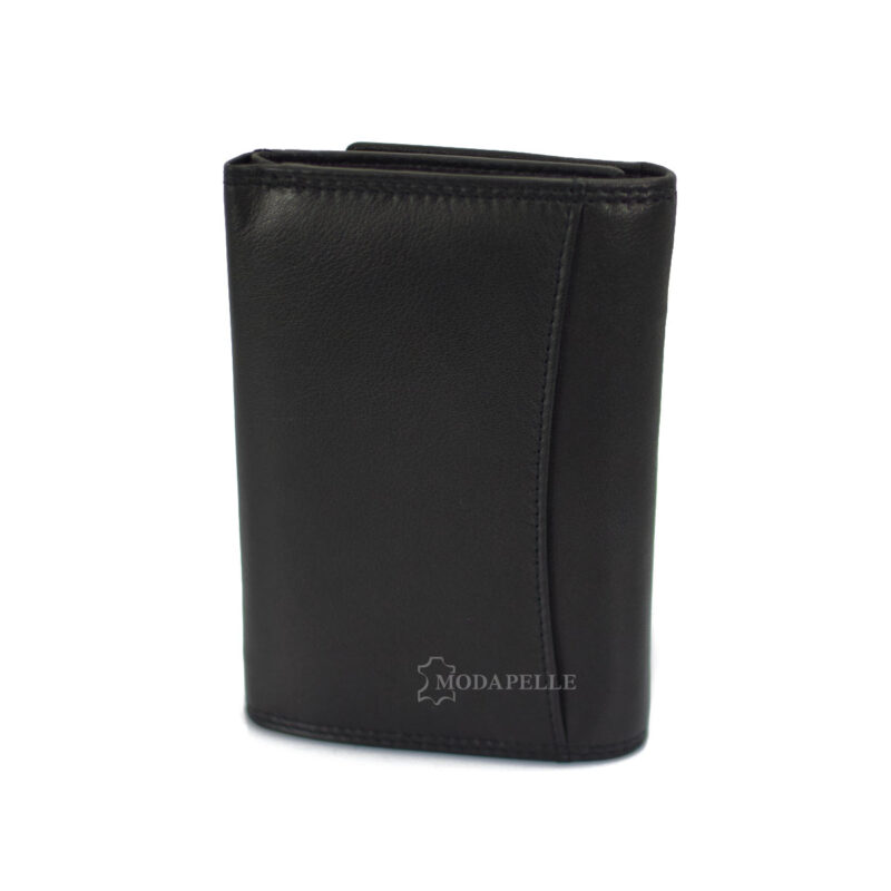 Women's leather wallet in black color