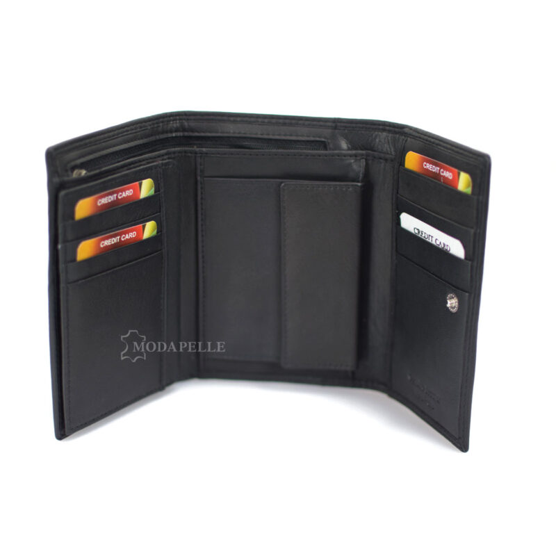 Women's leather wallet in black color