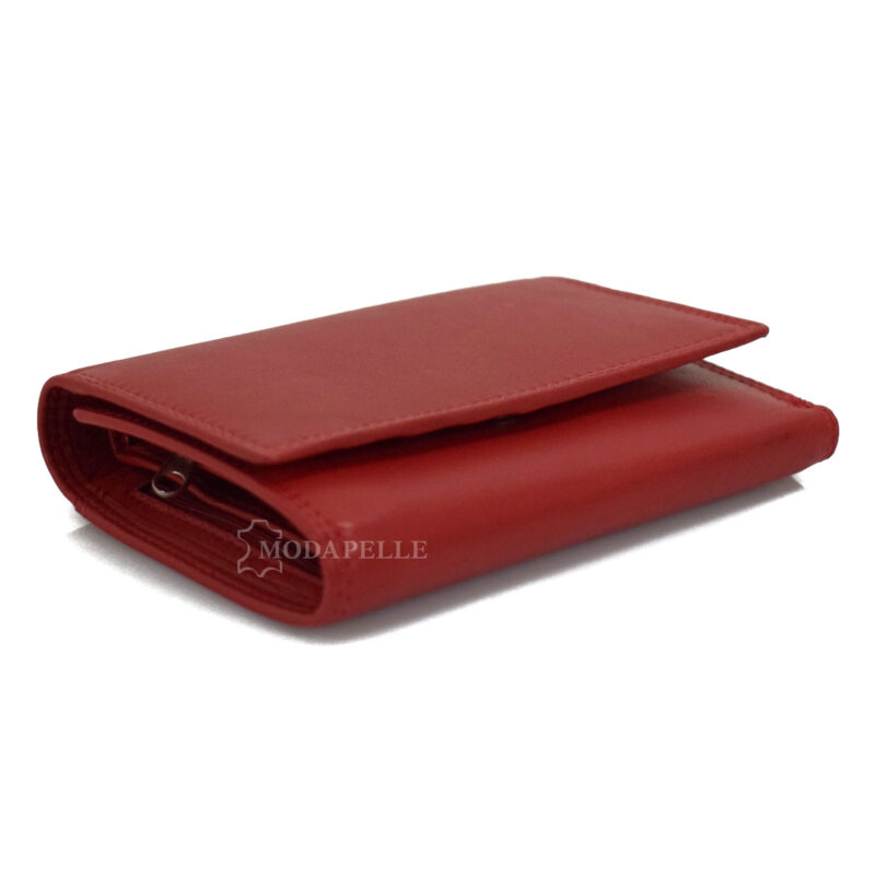 Women's leather wallet in red color