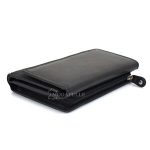 Women's leather wallet in black color