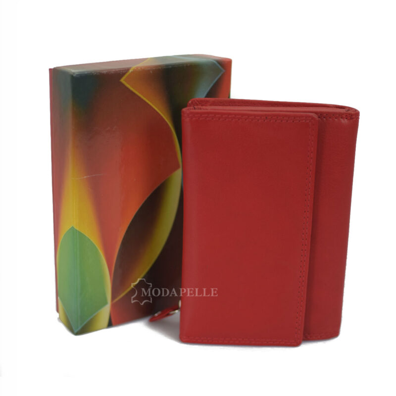 Women's leather wallet in red color