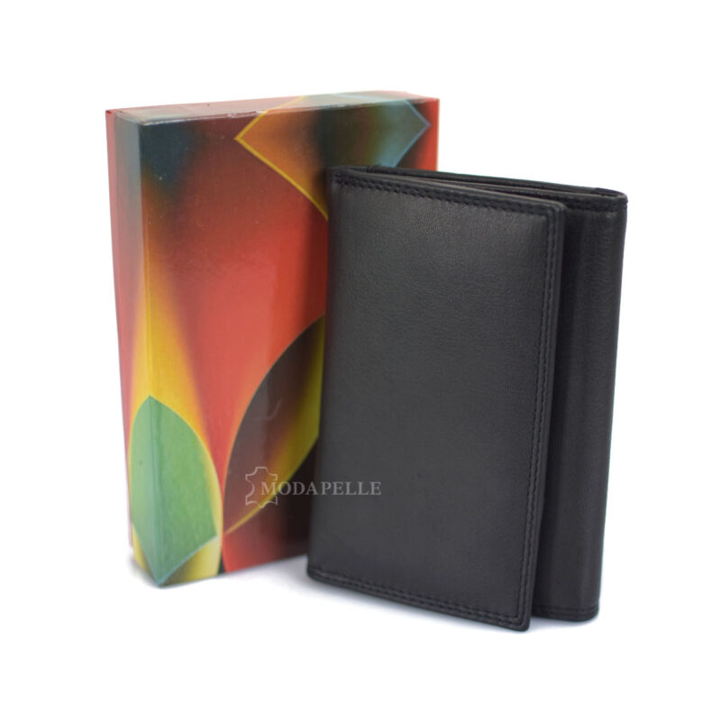 Women's leather wallet in black color