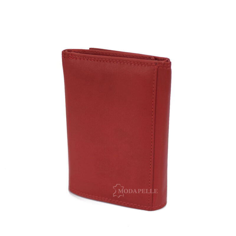 Women's leather wallet in red color