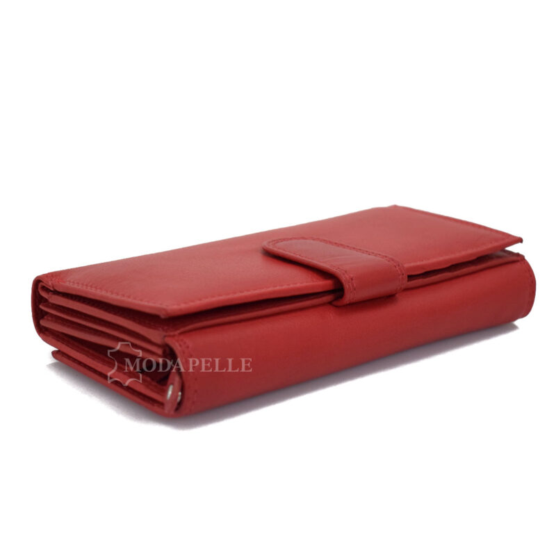 Women's leather wallet in red color