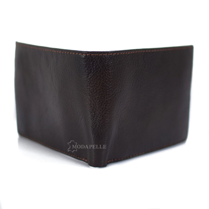 Men's leather wallet in brown color