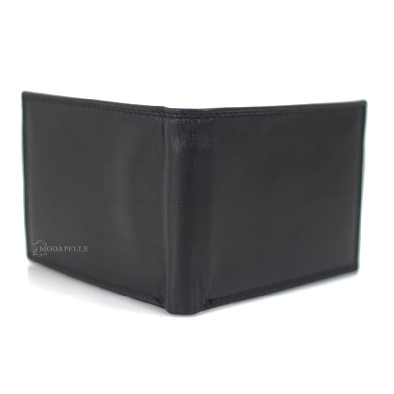 Men's leather wallet in black color