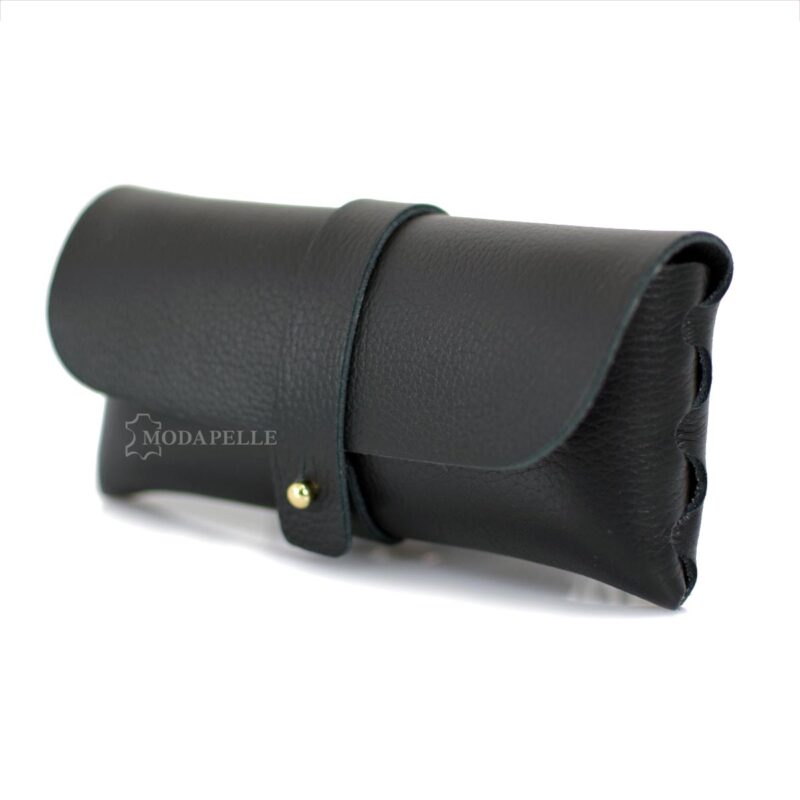 Leather glasses case in black color