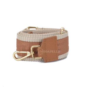 Adjustable bag strap, in tan color (meander texture). With gold metallic parts and leather finishes